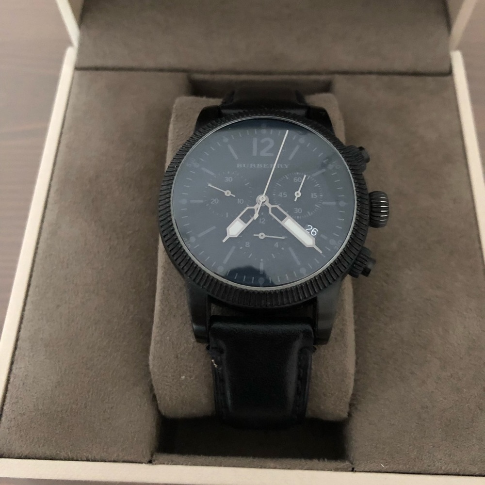 Men’s Burberry watch black dial/leather strap